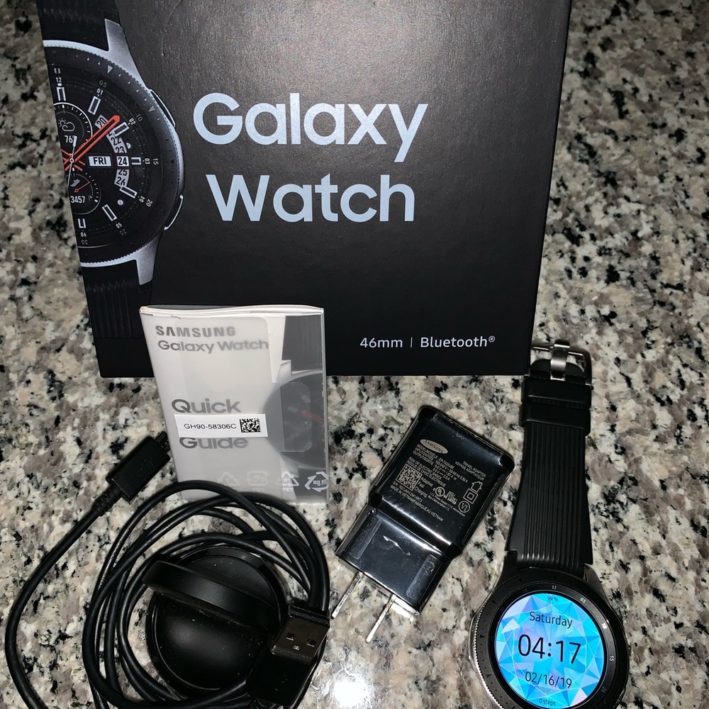 Samsung Gear S3 Frontier Smart Watch